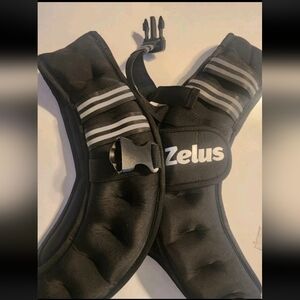 ZELUS Weighted Vest 8 lb Weight Vest Reflective Stripe Black Single Front Strap